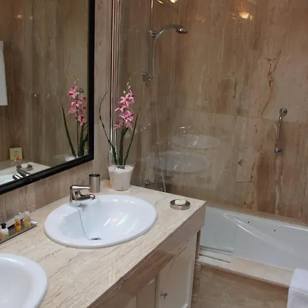 فندق Vik - Boutique (adults Only) 5*